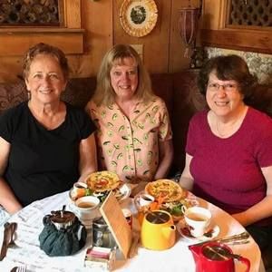 Meet your Posher, Jackie